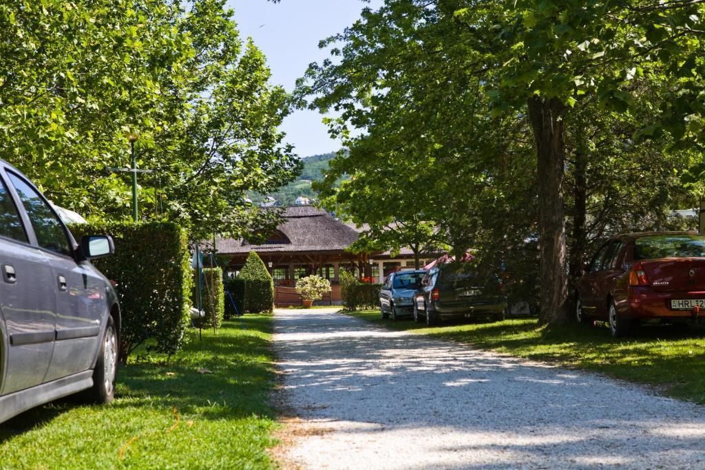 Badacsonytördemic Balaton Eldorado Camping酒店 外观 照片